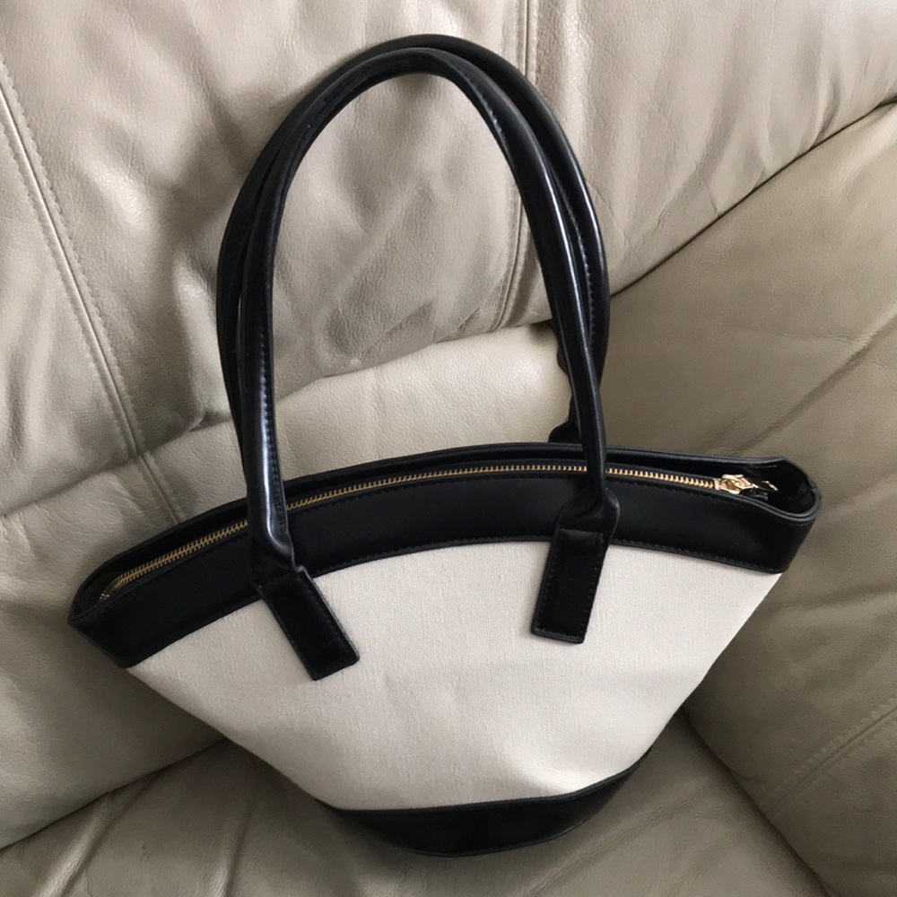 Nice new fashion handbags